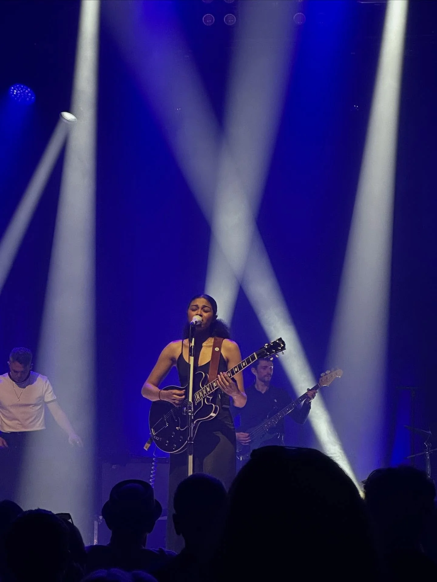 How life has changed&hellip;

There was a time a night out meant coming home in the early hours, maybe grabbing a kebab on the way, not worrying how much sleep I had, even on a &lsquo;school night&rsquo;. 

Now?
A brilliant evening watching Brooke Co