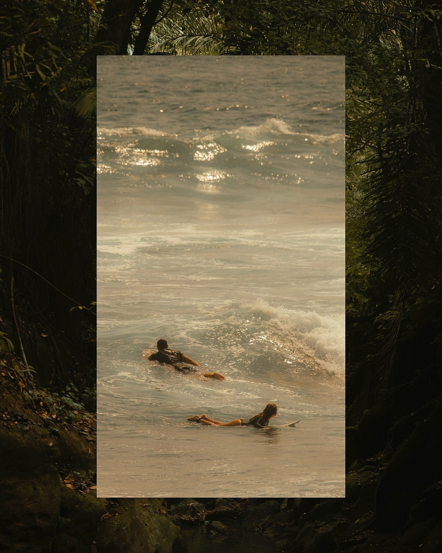 Fight or flight when the sea keeps calling?
#surfphotography #indonesia #bali #surflife #surfcamp