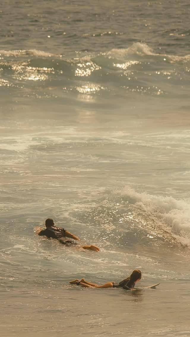 Not just how it looked, but how it felt🧚🏼
#surfphotography #fujifilm #surfcamp #storytelling #summer2025 #dreamyaesthetic #viennaphotographer