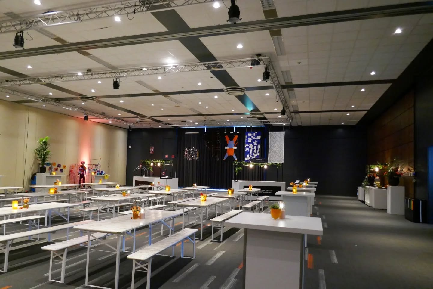 Op 8 oktober stond Layers of Silence op het congres &quot;Over de grens&quot; van Centrum Veilige Sport Nederland in Papendal.

Dank aan @centrumveiligesportnl voor het zien, luisteren en ruimte geven om met kunst zichtbaar te maken wat vaak verborge