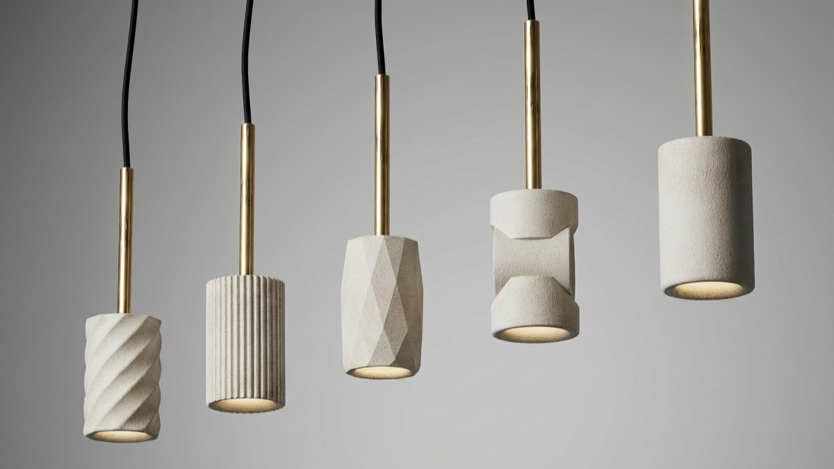 Hero Image The Minor Decent Light by Raven.png