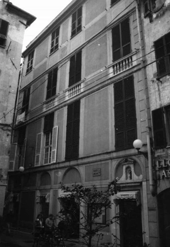Palazzo Lomellini …….              a quel tempo. 
