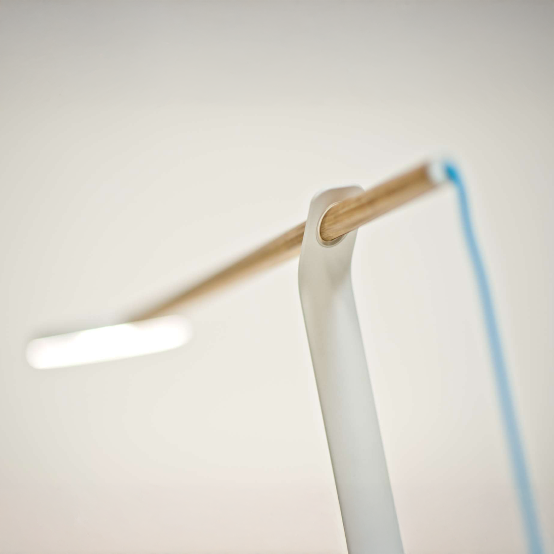 Angled detail view of Koncept Gravy Desk Lamp design