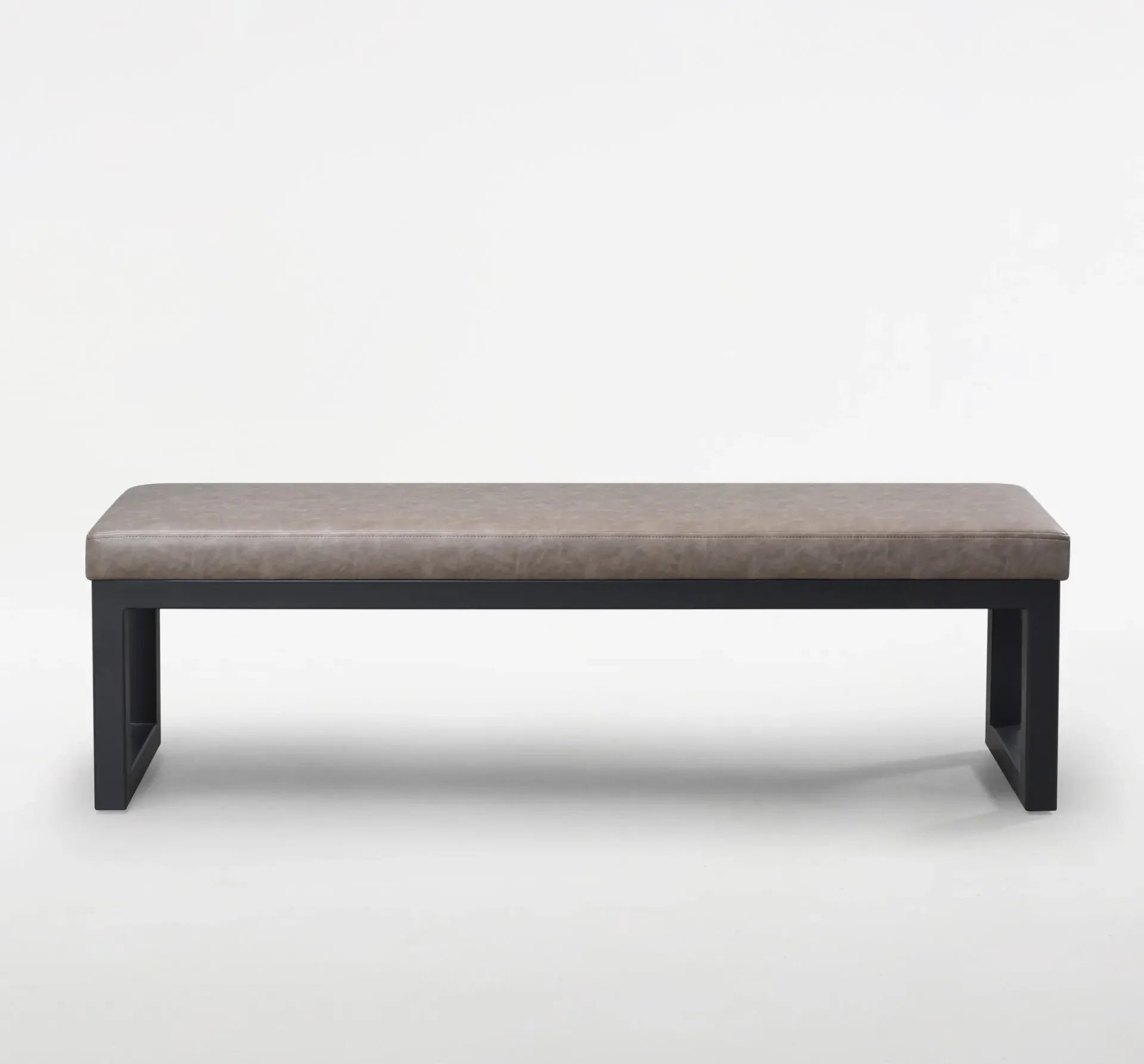 Tubo Bench with upholstered seat and black metal frame, front view