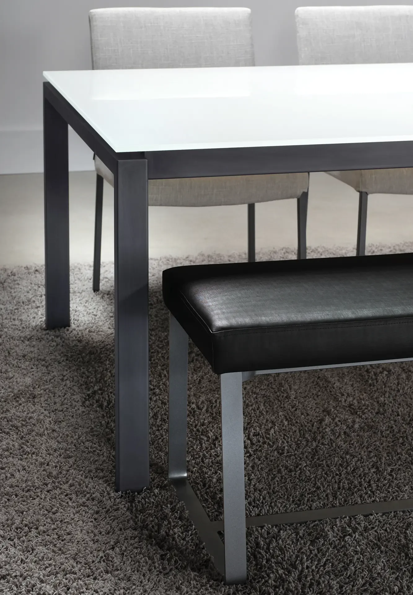 Slitta Bench paired with dining table – contemporary dining room seating