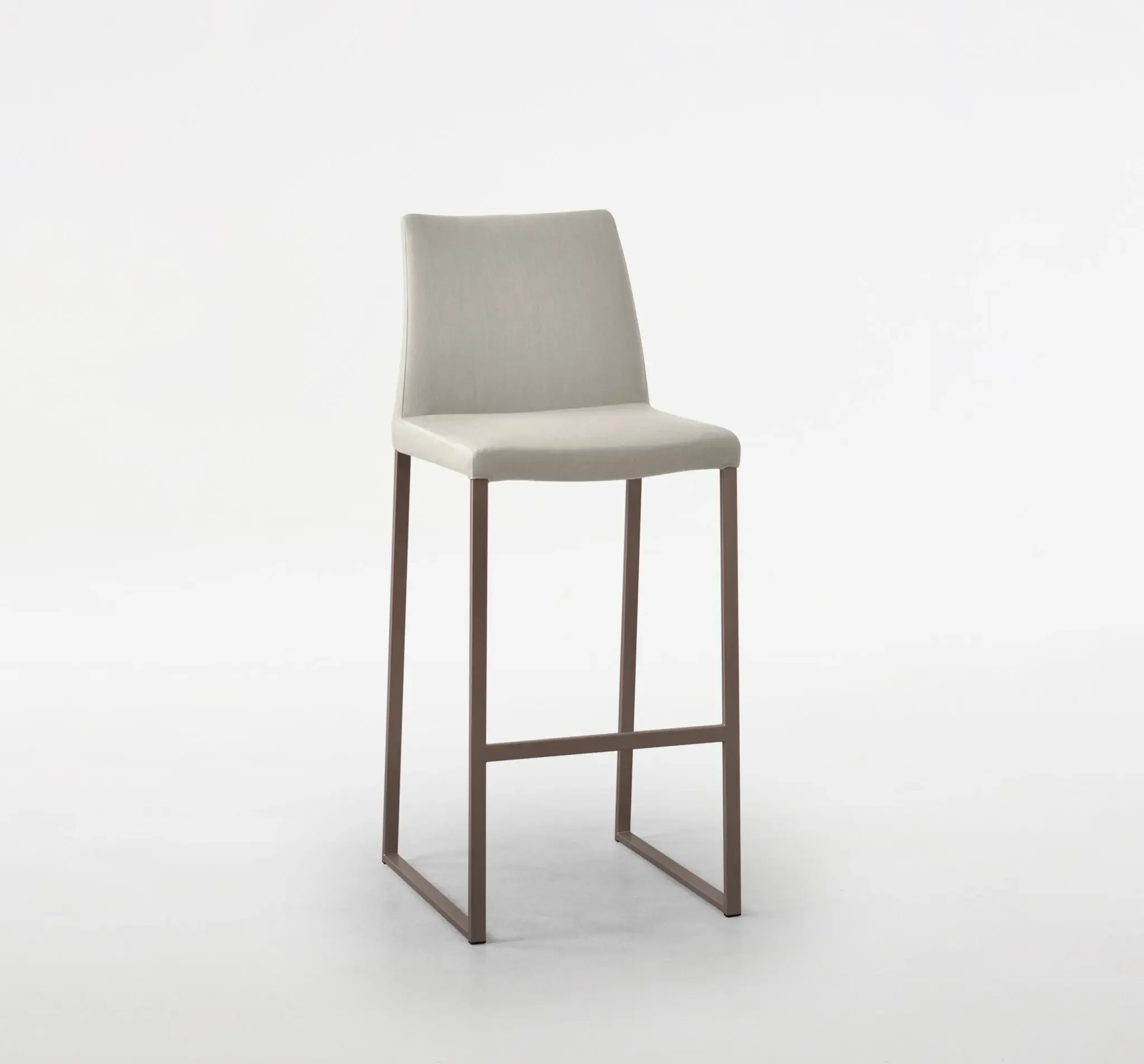 Trica Curvo Counter-height Stool with light beige upholstered seat and backrest on metal frame