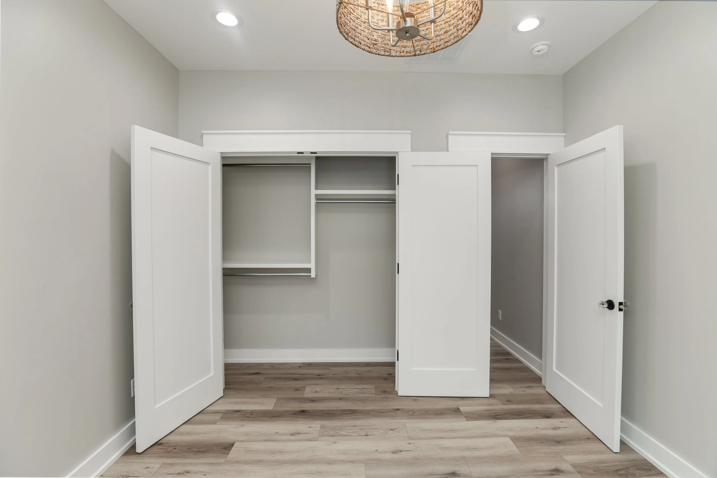 1610 E First St (53).jpg