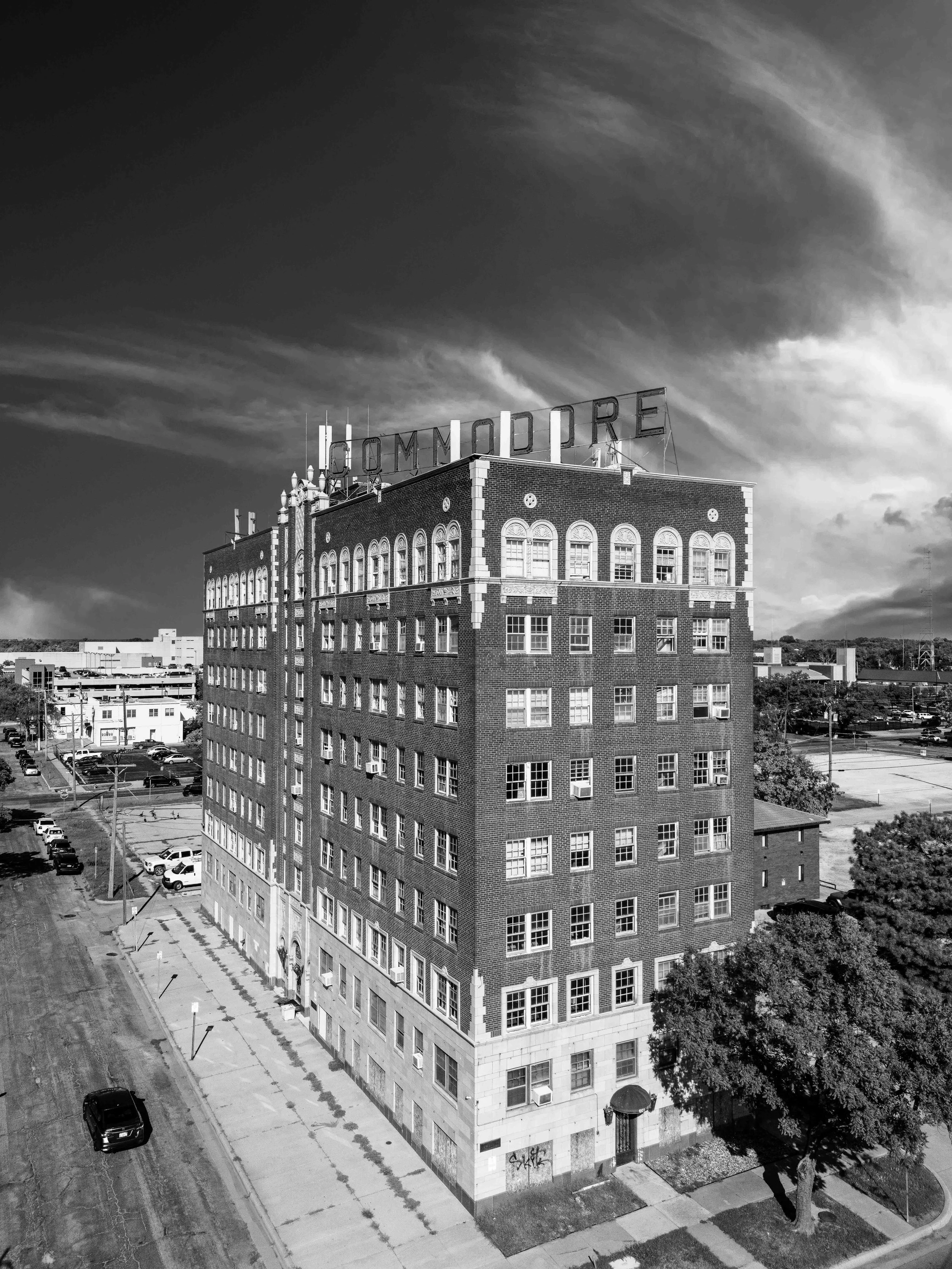 Commadore Black and White Clouds