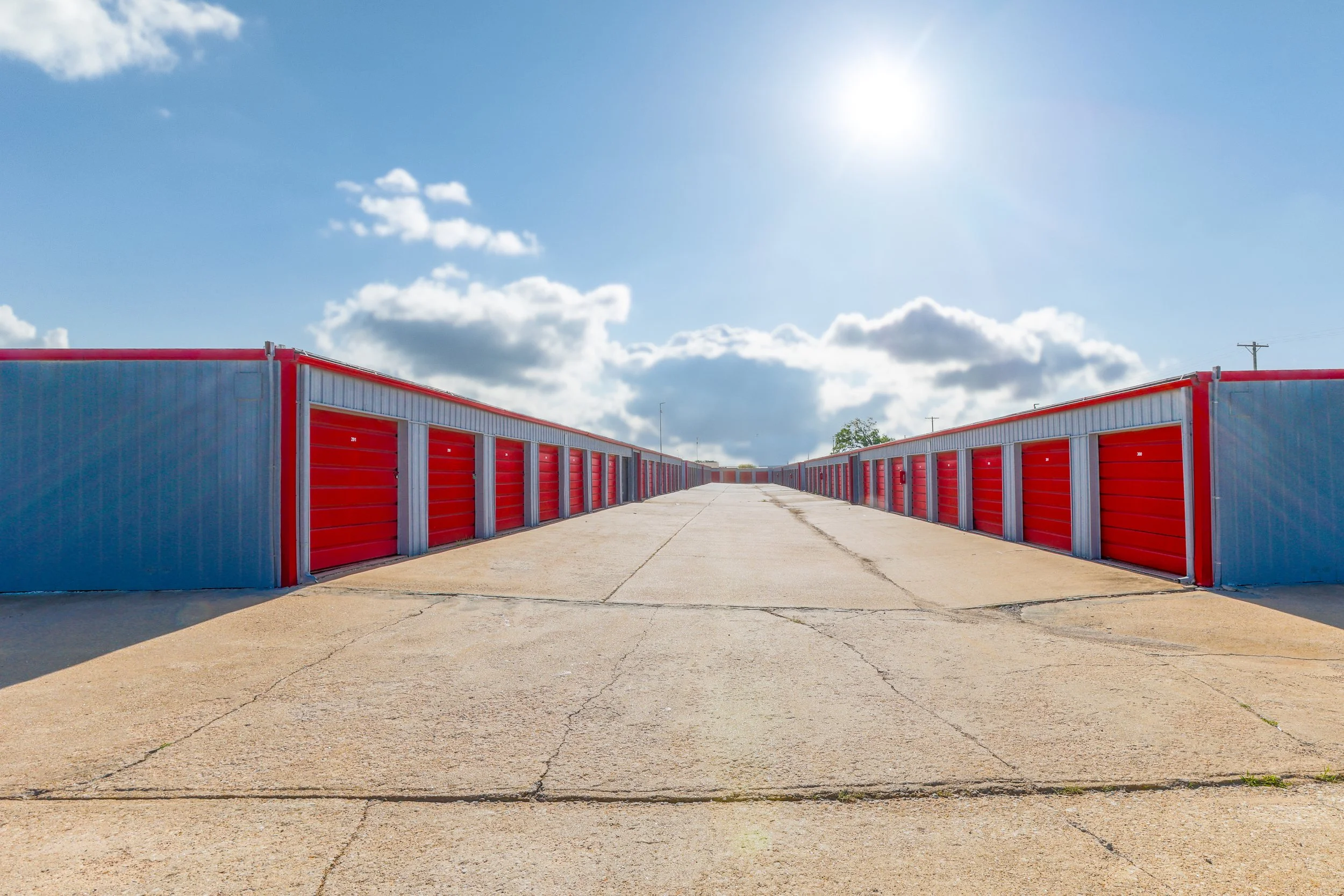 6209 W Kellogg (15).jpg