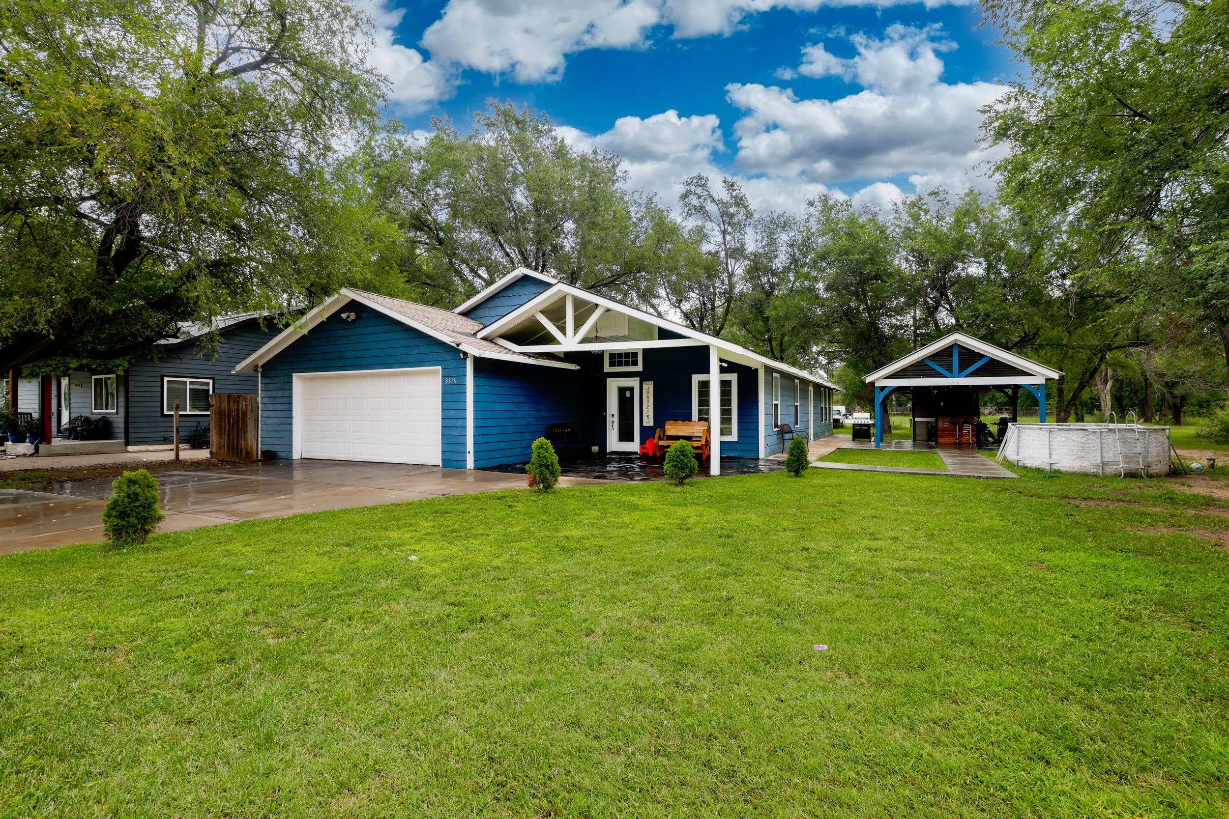 3316 N Jeanette (1).jpg