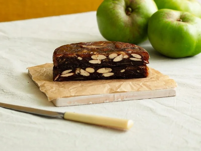 fruit-wheel-date-almond.jpg (Copy)