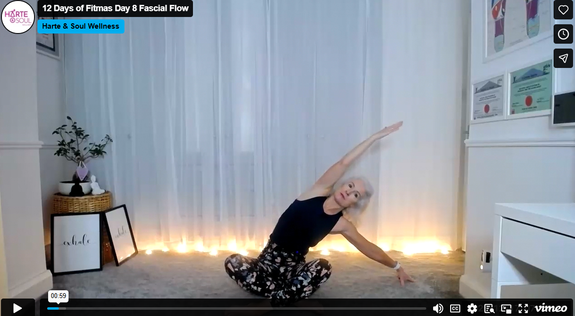 Day 8 12 Days of Fitmas - Fluid, Mindful flow with sneaky yoga corework | December 17th