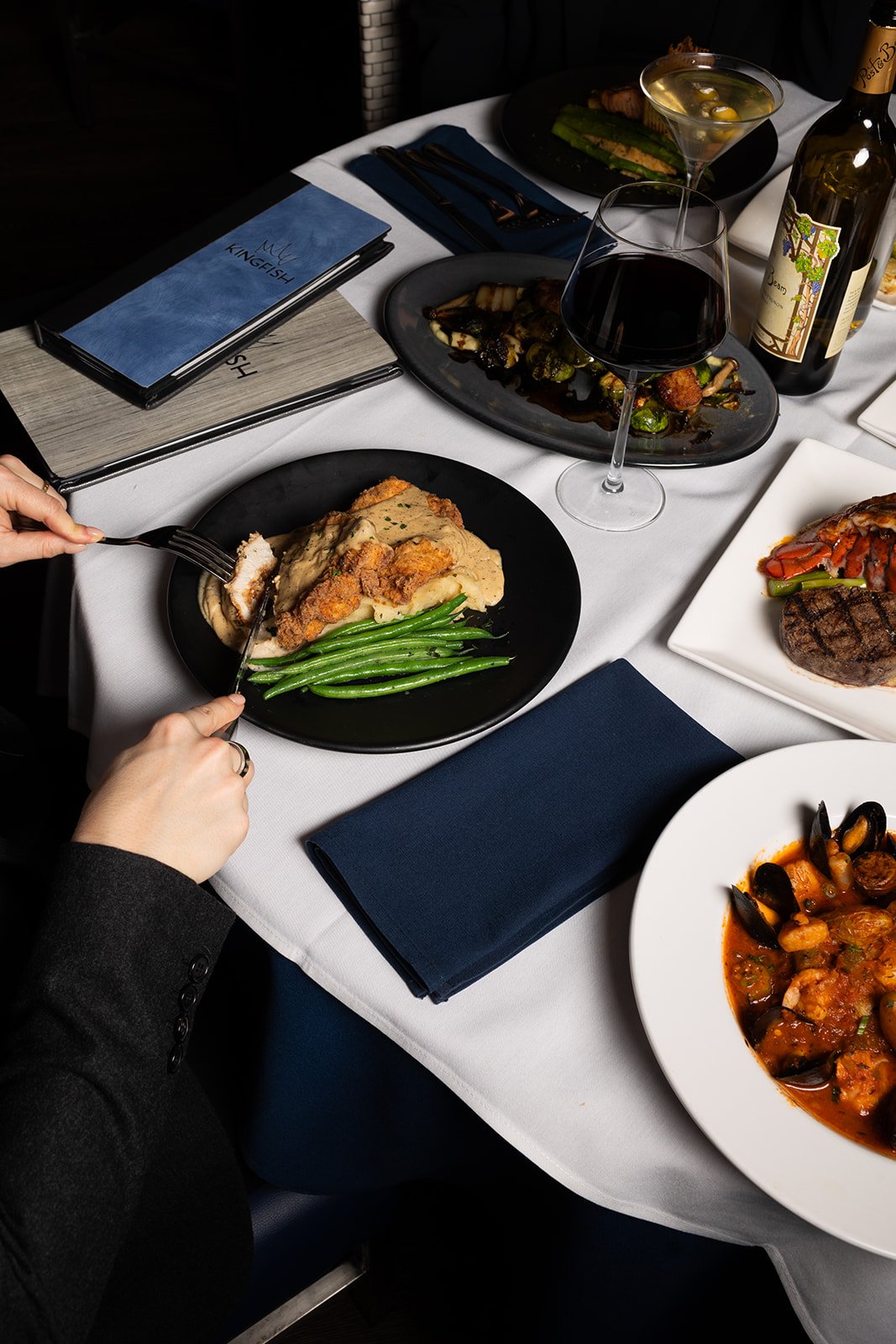 Steak & Seafood Dinners at Kingfish