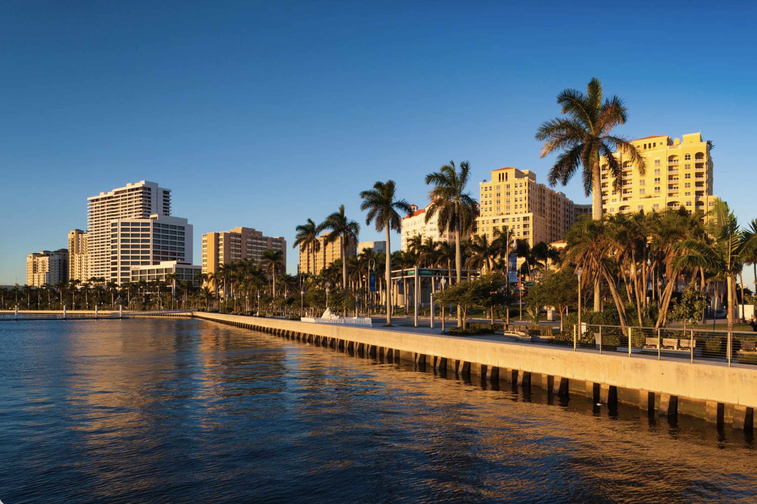 How does the process of selling a business in West Palm Beach typically work?