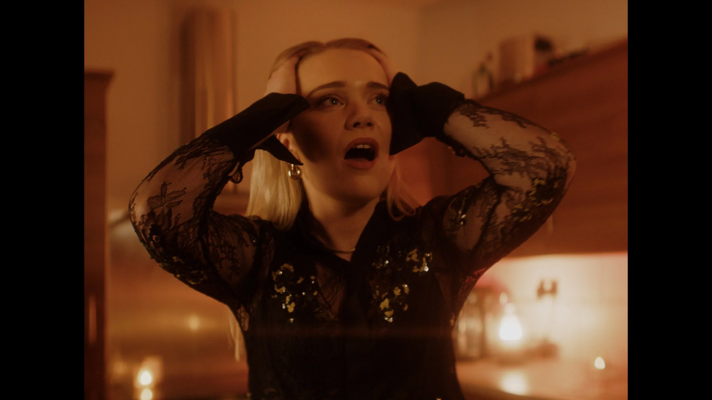 MV_Ella Eliza_A Life Without Me_v3_4k_xml.00_09_26_17.Still131.JPG