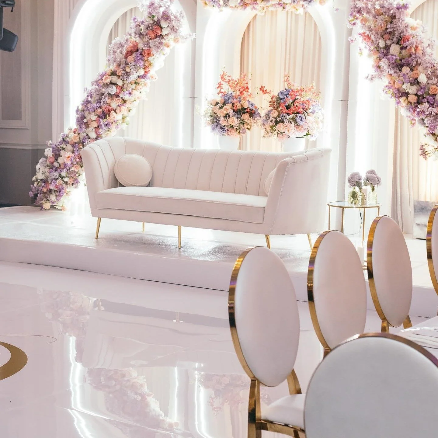 planning, design,florals &amp; production: @thebridalble