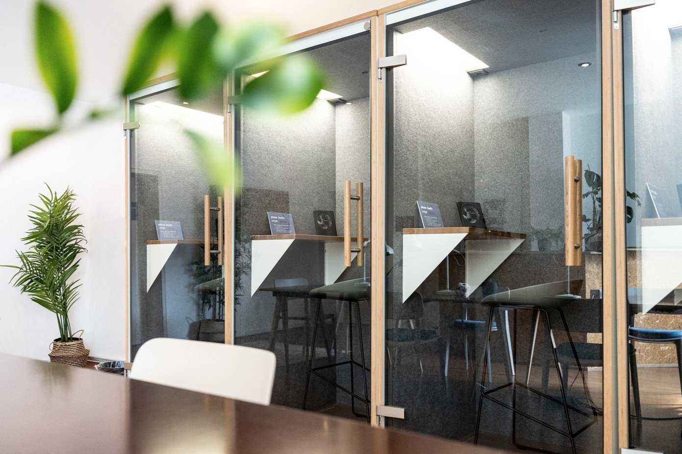 BASE_Coworking_flex_area_phonebooths.jpg