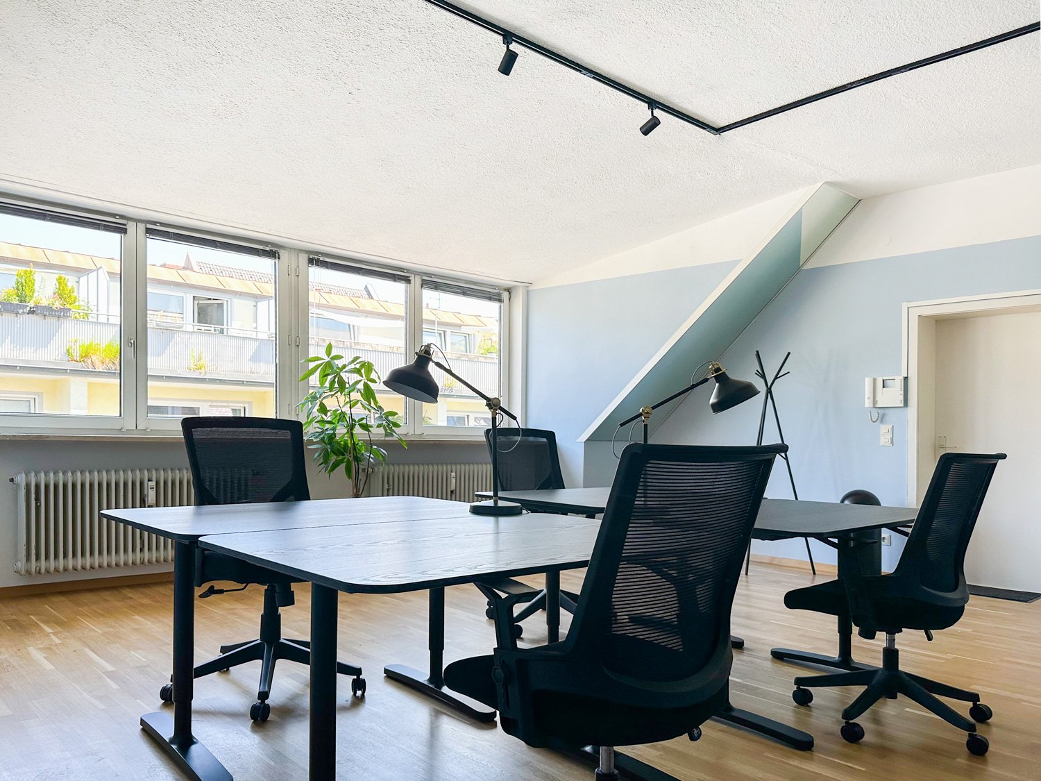 BASE_Coworking_PrivateOffice6_4.jpg