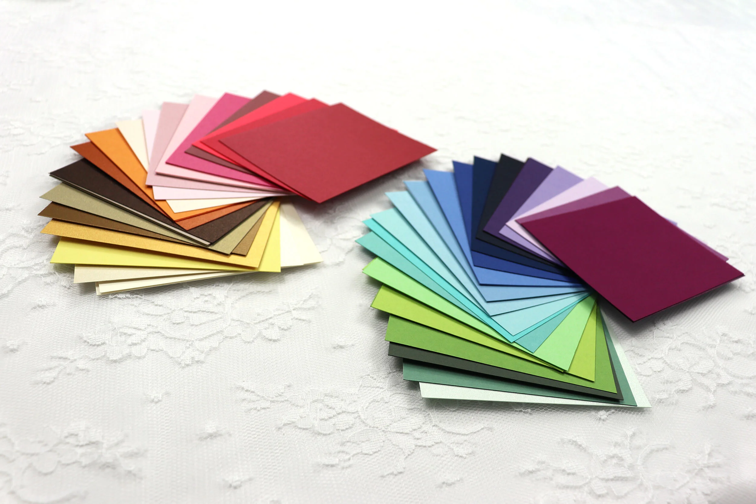 5 Papers to Enhance Your Wedding Invitations