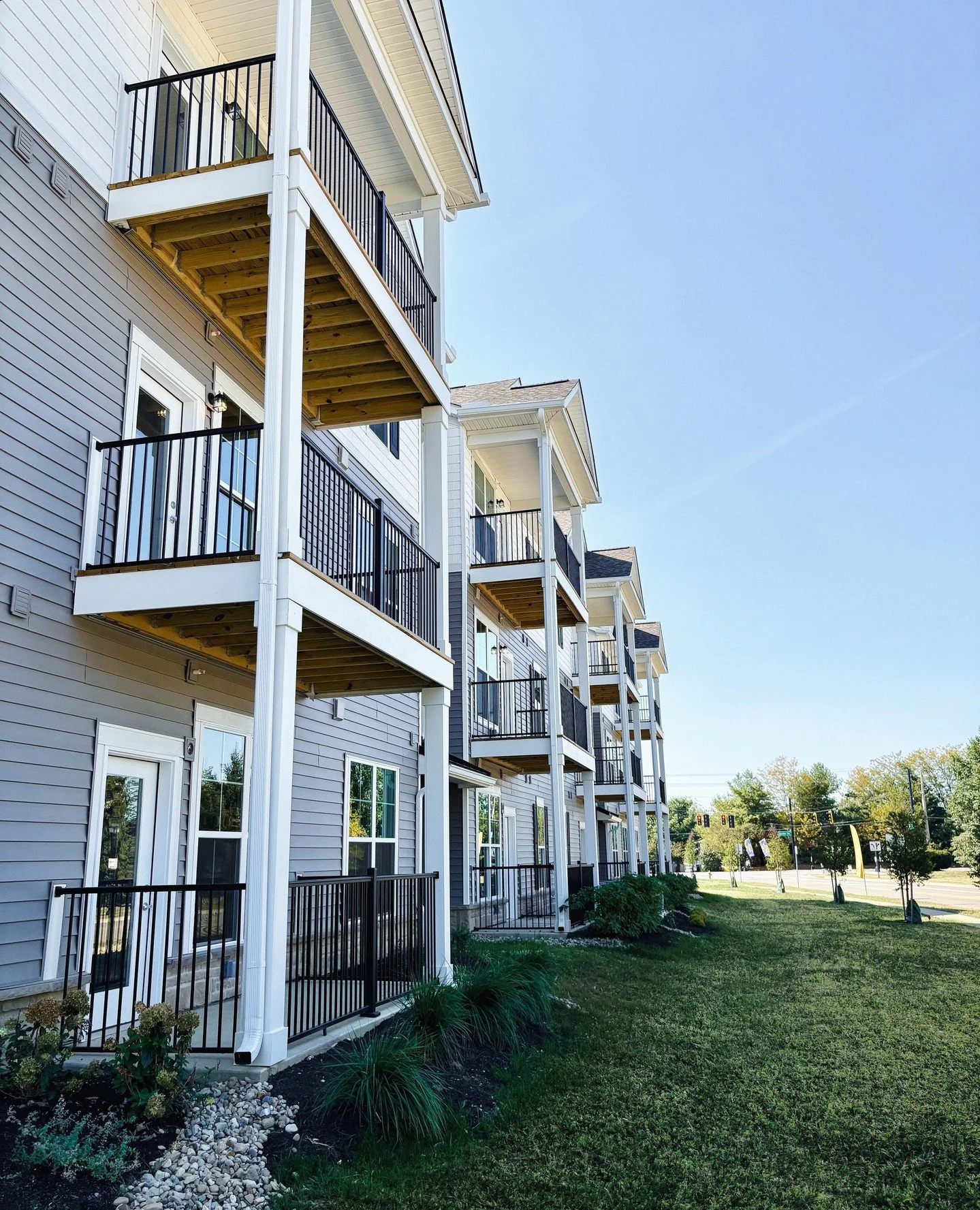 Your own private escape awaits ☀️🍃⁠
⁠
Our balconies are the perfect place to relax and enjoy the view!