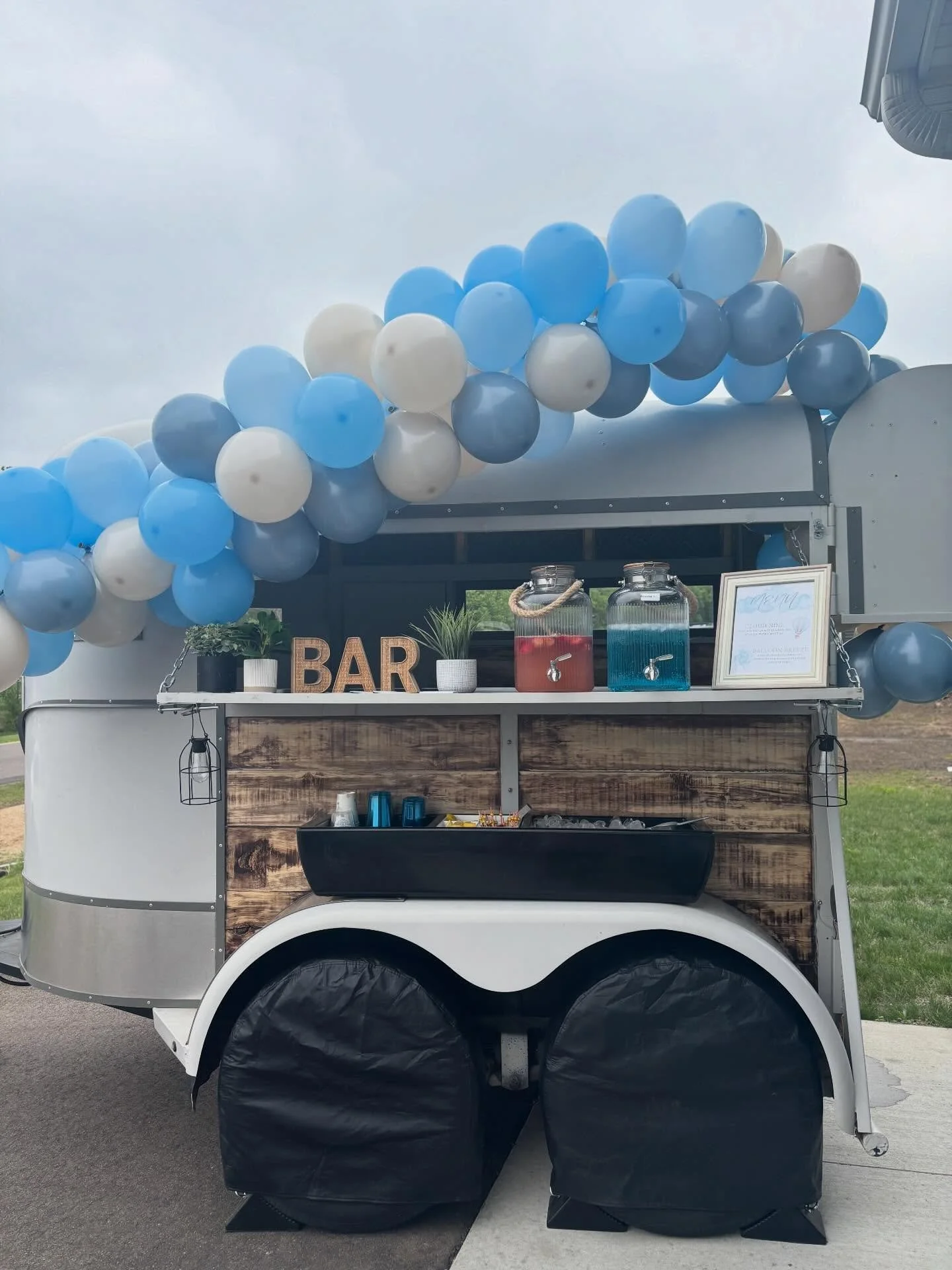 Graduation party&hellip; but make it ✨next level✨

Our trailer-only rental is the easiest (and most affordable) way to add instant wow to your grad celebration.

Use it as a self-serve drink bar, photo backdrop, gift station, dessert setup, or candy 