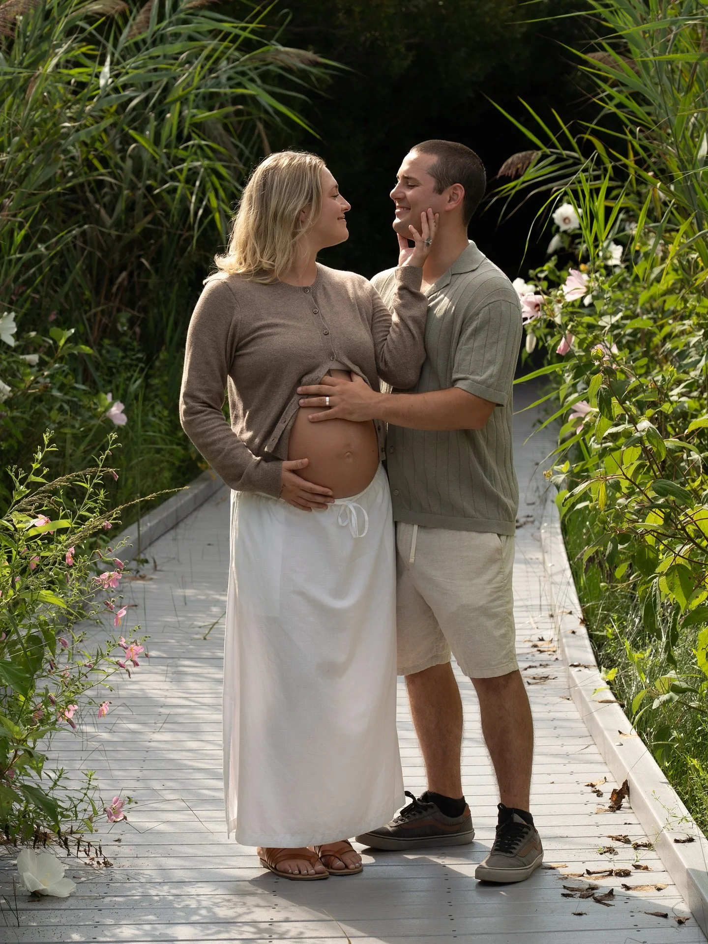 Maternity photo session Pt. 1

Message me to schedule a photo shoot!