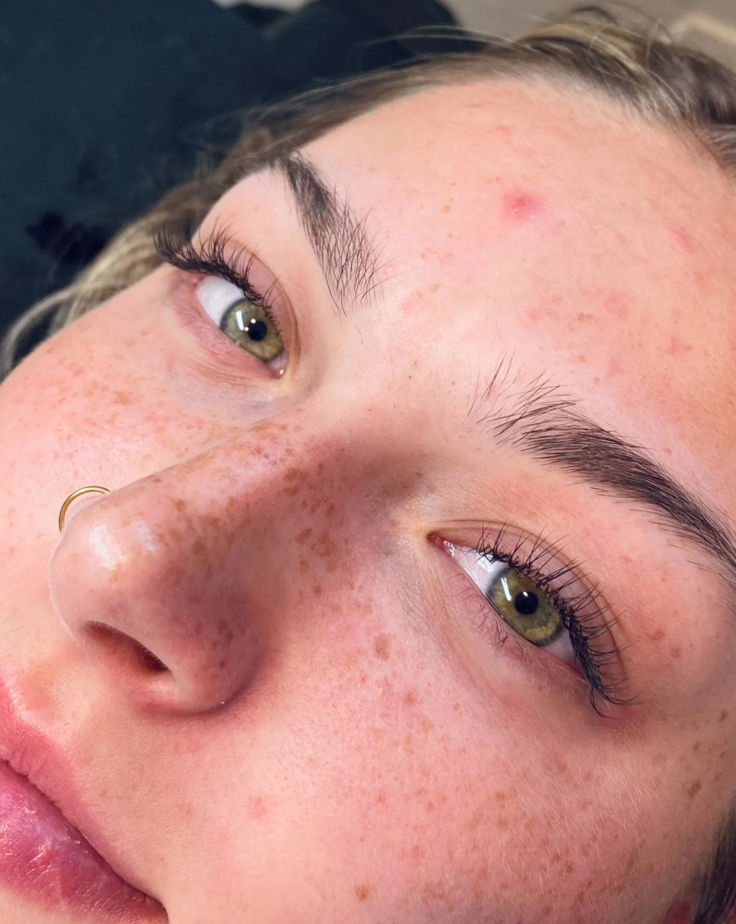 Whether it&rsquo;s for a special event or your day to day, wake up feeling like your most natural &amp; beautiful self with Classic Lashes by Riley 🩷 @rpm_esthetics 

Book your full set today by call/text (269)716-4634 or via the link in our bio

#l