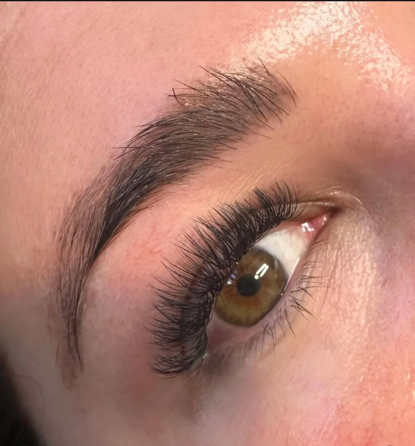 Sunny weather calls for a fresh lash set! ☀️✨️

Gorgeous mixed full set done by @sydnilashandbeauty at Pure Lash &amp; Beauty in Portage, MI! 

#lasheslasheslashes #ʟᴀsʜᴀʀᴛɪsᴛ #portagemi #esthetician #portagemisalon