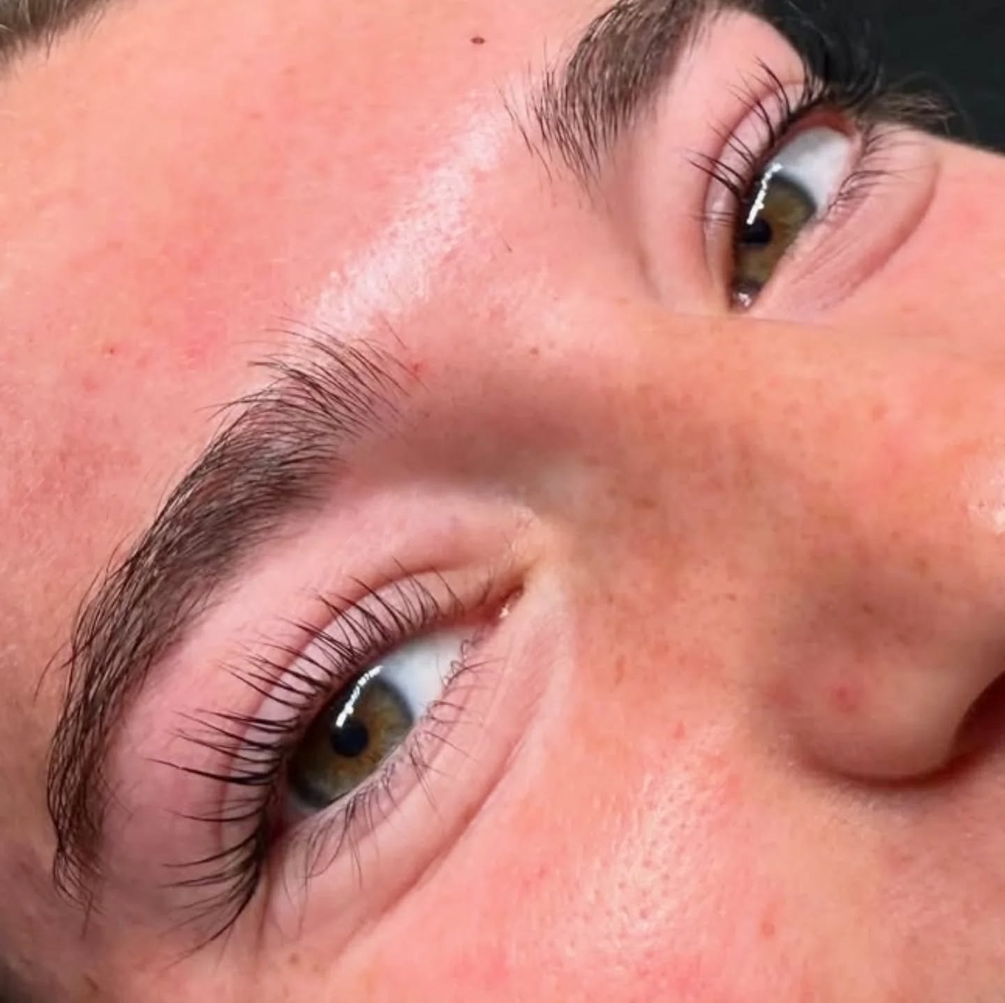No mascara? No problem! ✨️

Gorgeous Lash Lift &amp; Tint by @rpm_esthetics book your lash appointment today to get these stunning results! 

#lashes #lashlift #lasheslasheslashes #portagemisalon #purelashandbeauty
