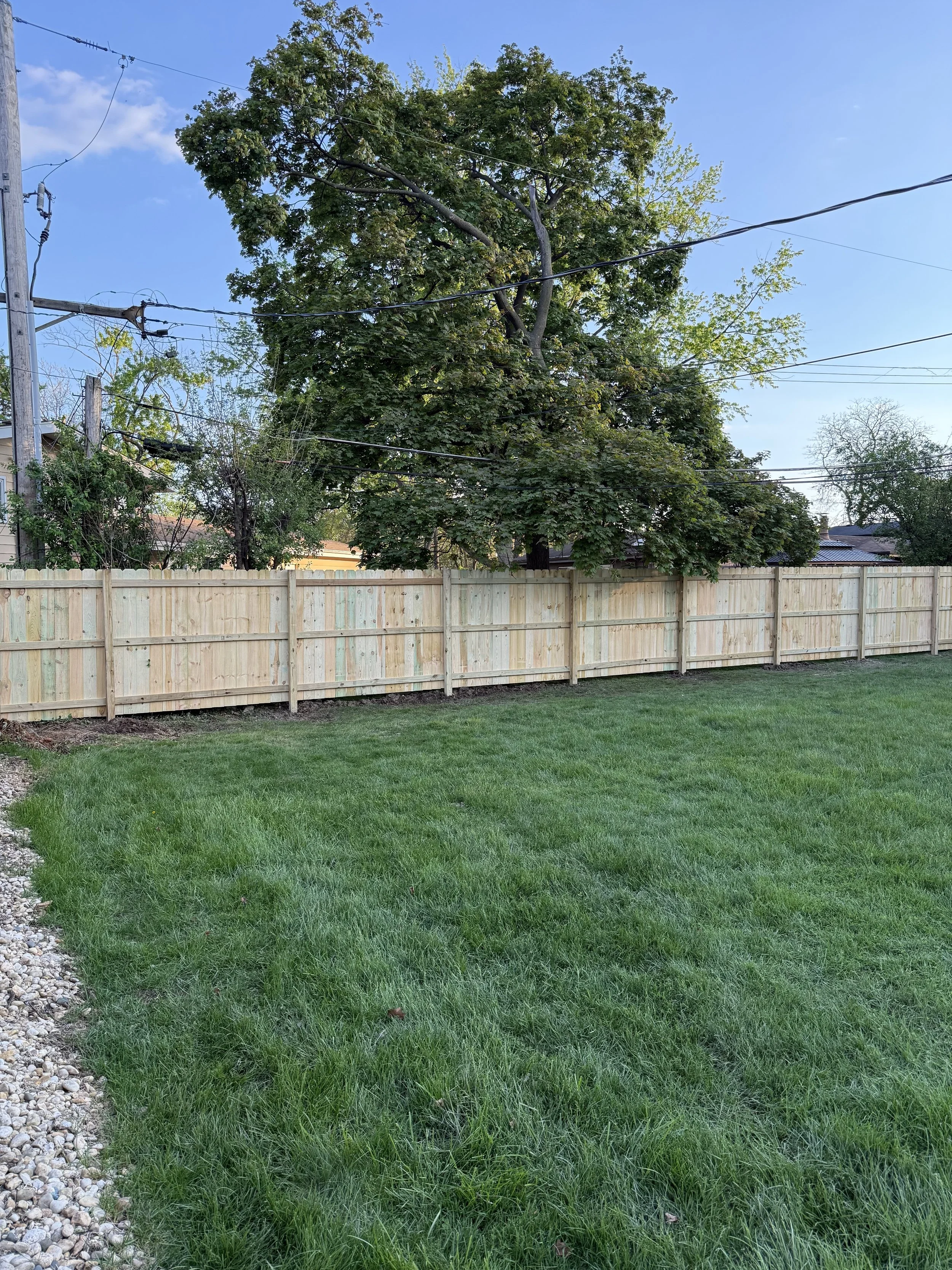 wood fence FR fENCE.jpg