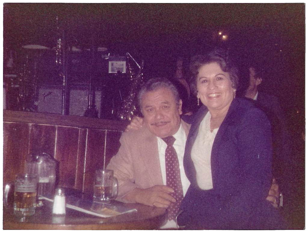 Julias-Salsa-nearme-Julie Garza8.png
