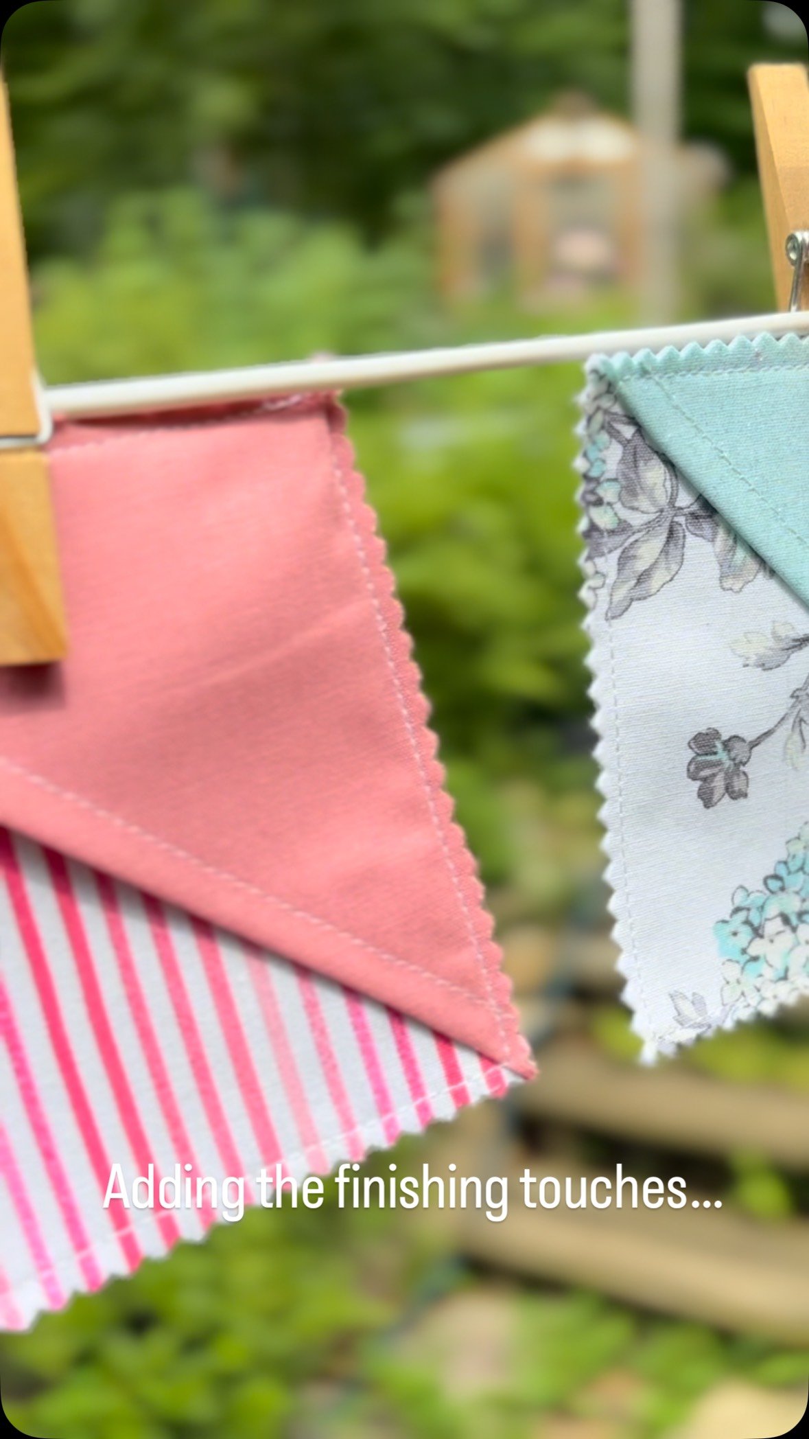 Adding the final touches to these fabric bookmarks before this weekend’s event! A little #fraycheck magic from @dritzsewing to keep those edges tidy✂️
Love to read? Know a bookworm? These cuties are event exclusives and won’t hit the web