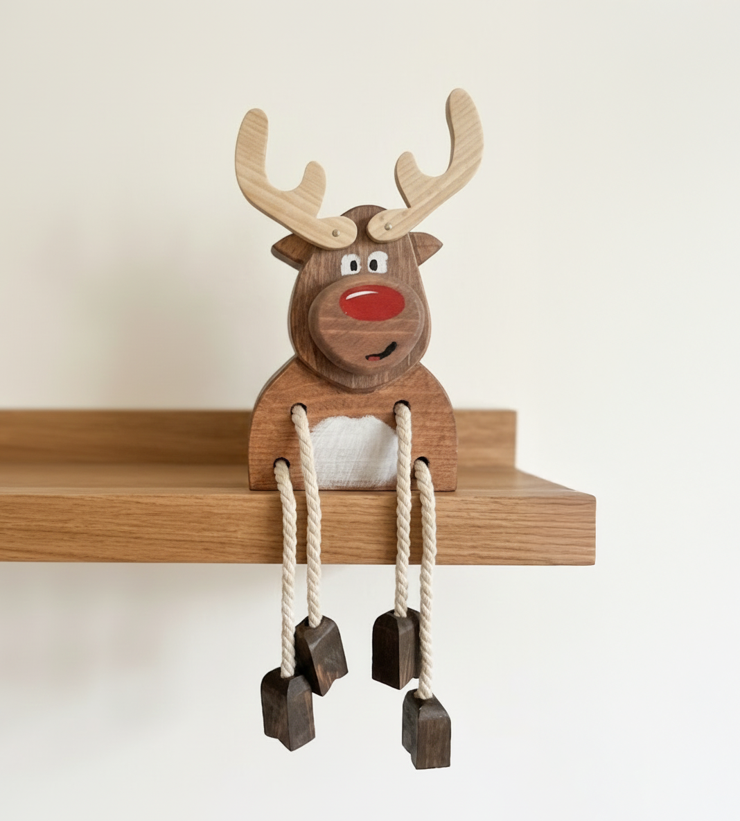 Reindeer-Shelf-Sitter-Red.png