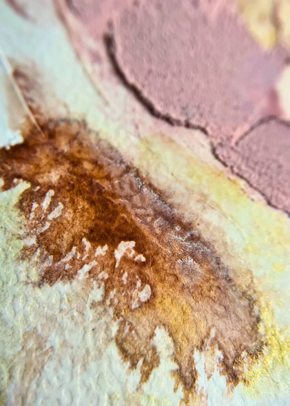 echoedself-held-by-myself-product-photo-artwork-02-close-up-texture-1.jpg