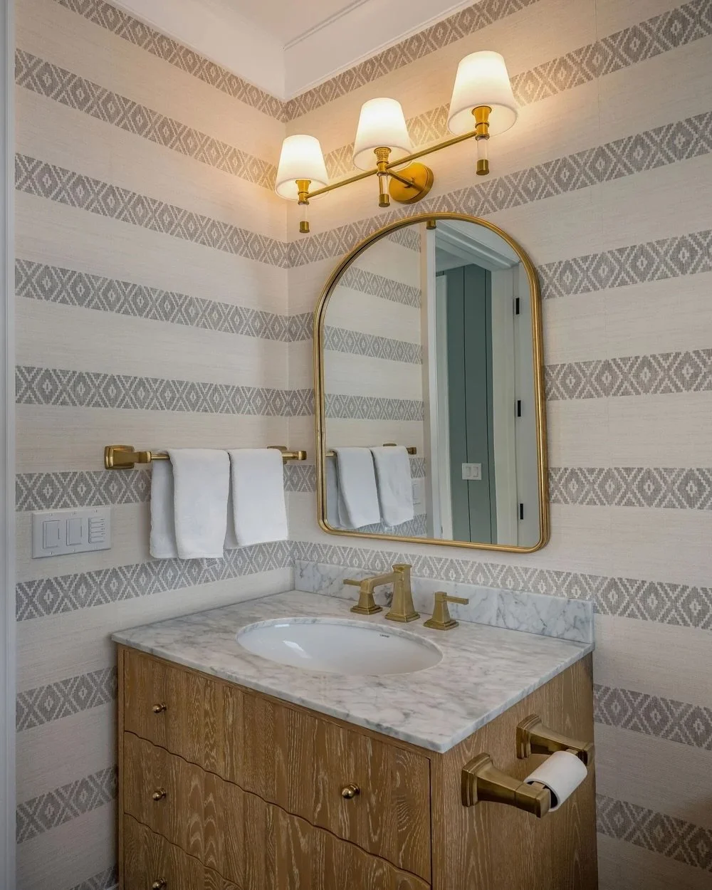 Not ready to wallpaper an entire room?

Try starting small. We love using wallpaper in powder rooms, built-ins, closets, and ceilings to add instant texture, color, and charm.