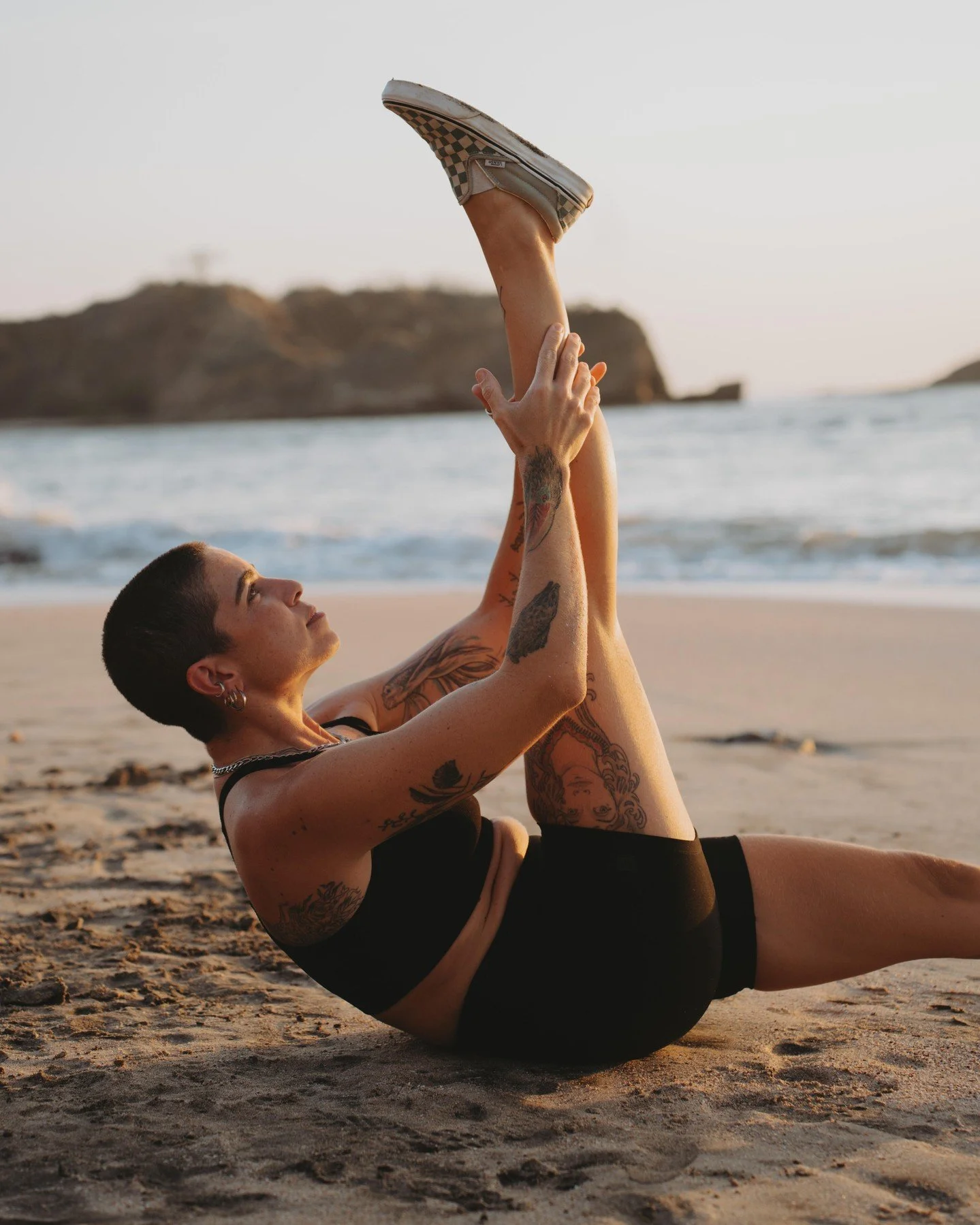 Don&rsquo;t start dying until you&rsquo;re dead.
An active life doesn&rsquo;t happen by accident, it&rsquo;s built.
Stability to support your joints. Mobility to keep you moving freely.
Control to prevent injury before it happens.
Pilates is how you 