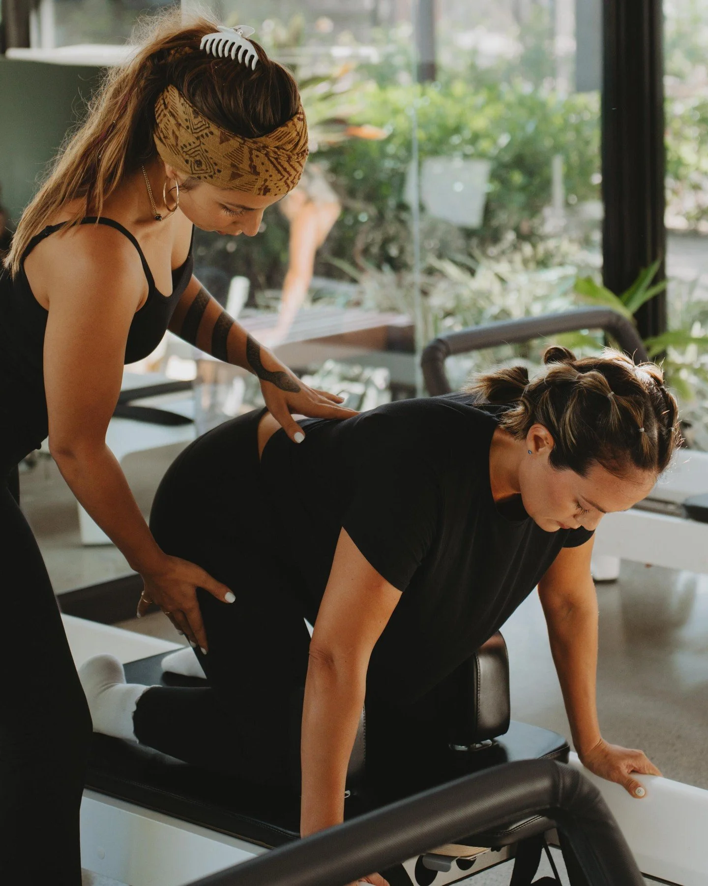 When to book a private:
You're brand new and want to learn the basics before group classes.
You're working around an injury or limitation.
You have specific goals that need focused attention.
You just prefer one-on-one instruction.
No judgment on any