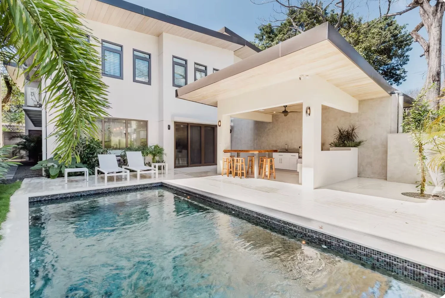 Luxury villa with private pool in Guiones, Nosara — Black Cat Studio Pilates retreat