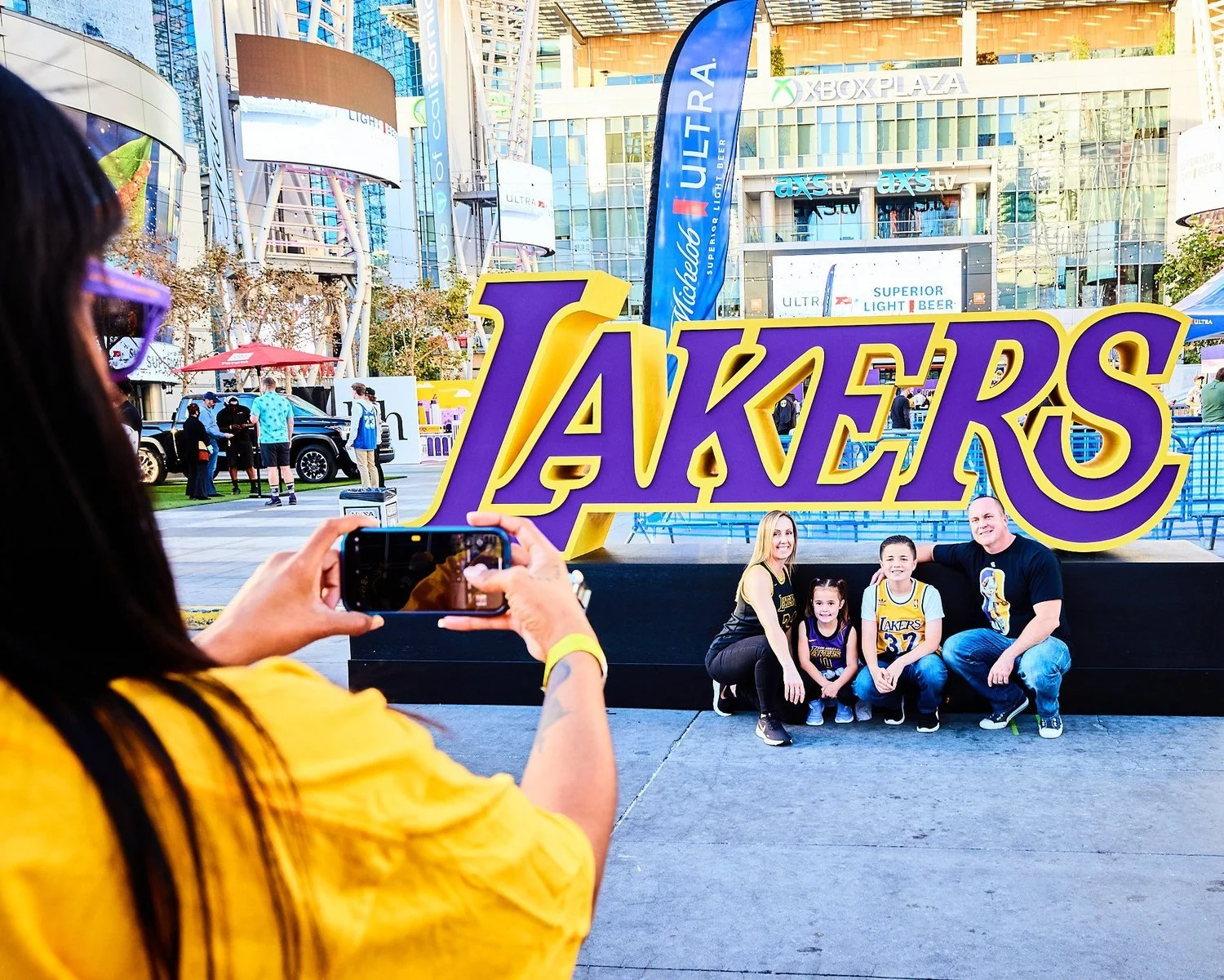 BeCore_Lakers+Fan+Fest+59.jpg