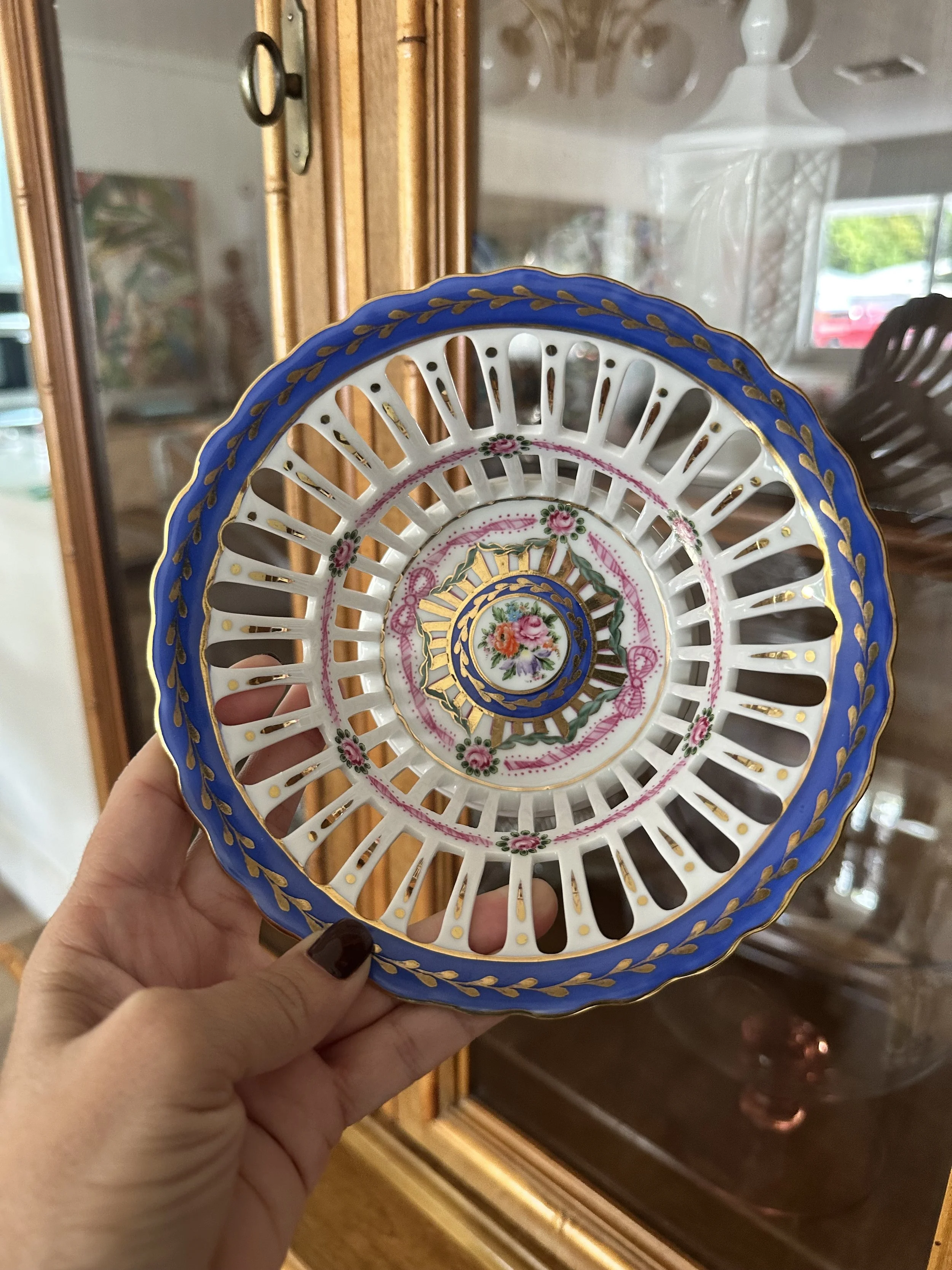 VTG Royal Danube Lattice Bowl