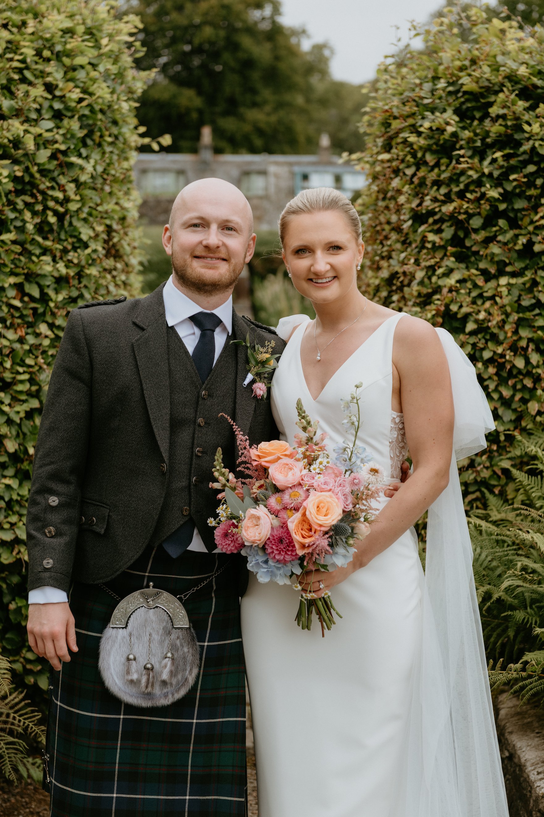 summer-pastels-wedding-bouquet-newhall-estate-scotland.jpg