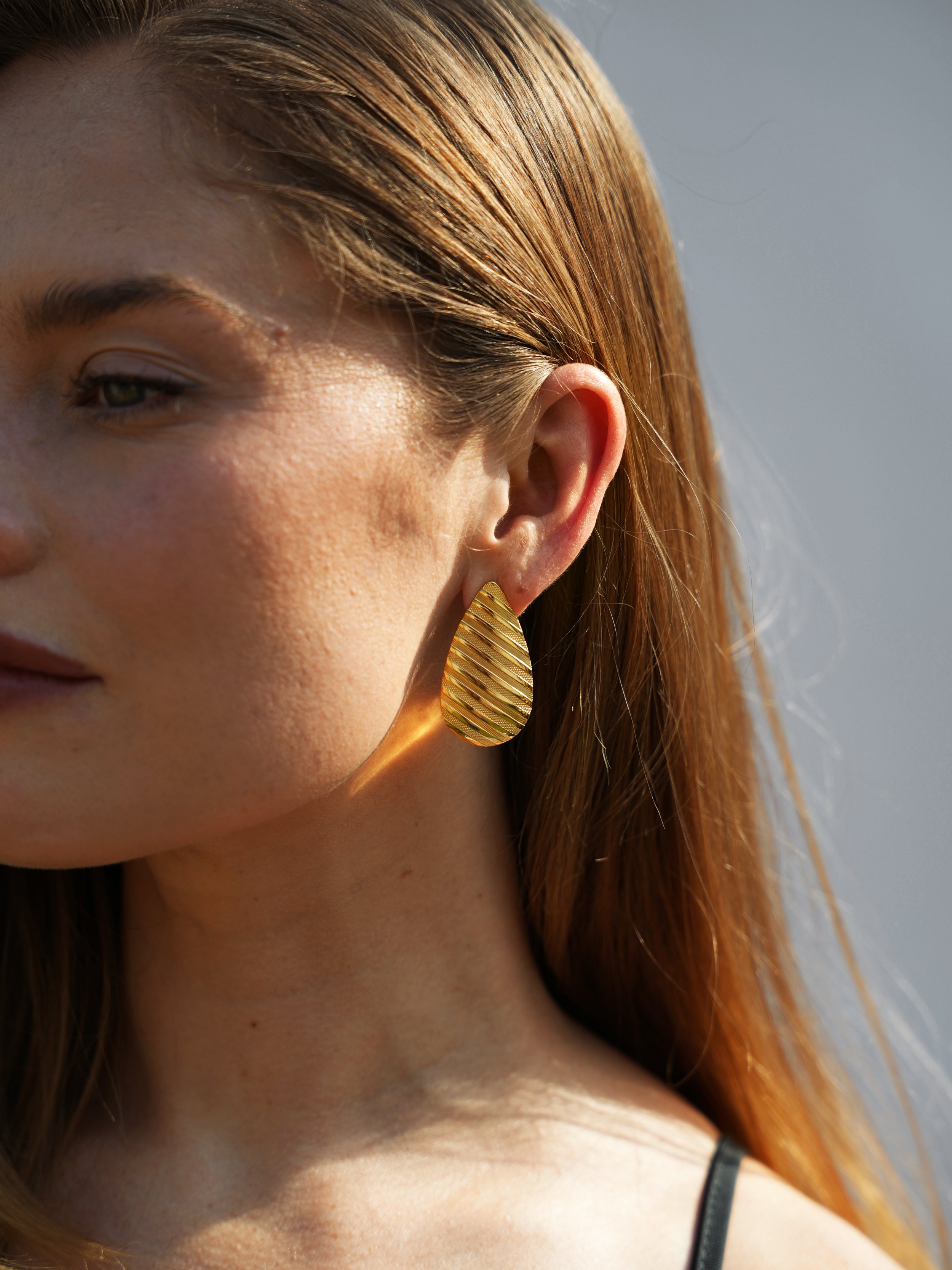 Large Diagonal Ribbed Teardrop Earrings 2.JPG