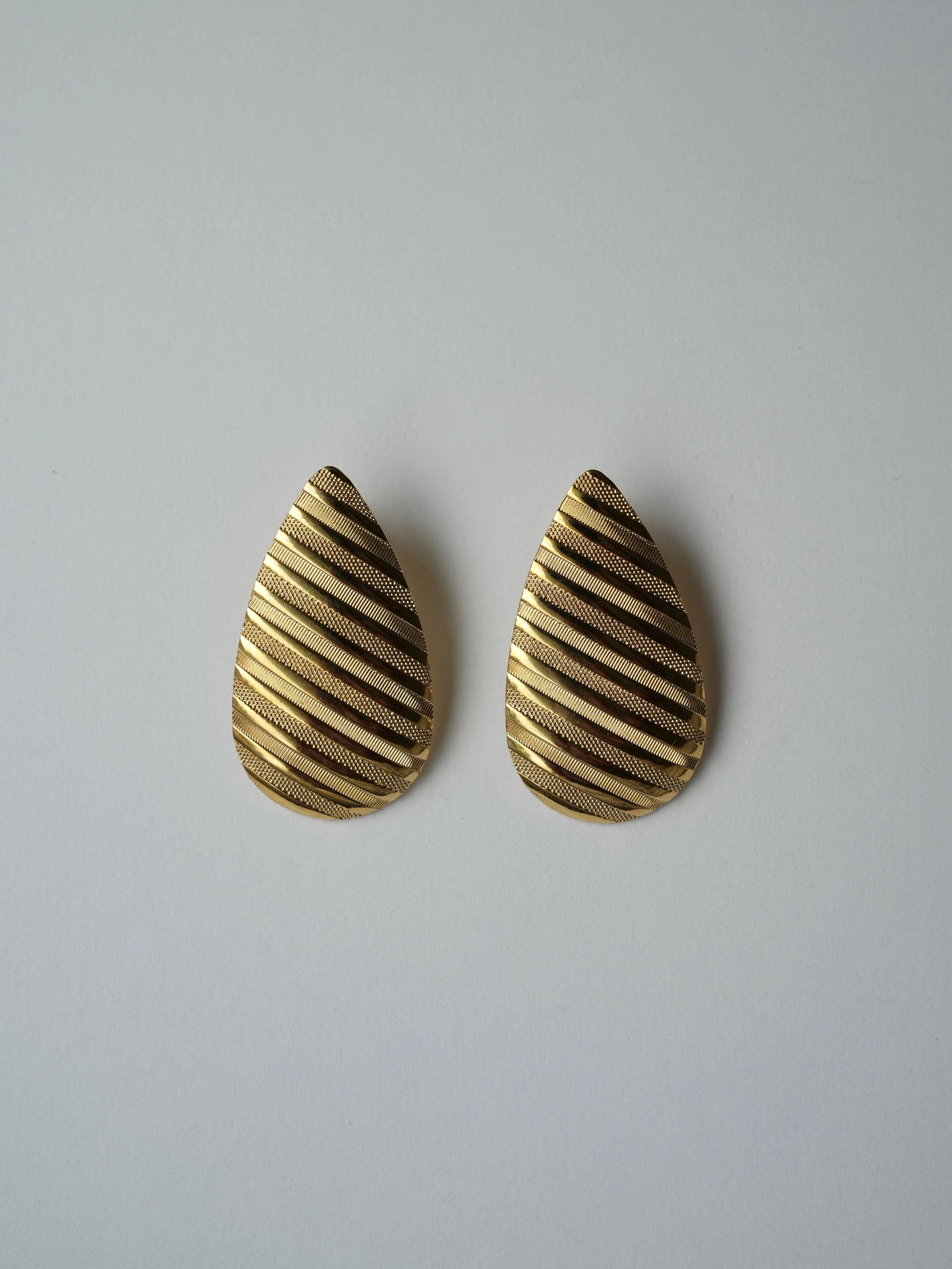 Large Diagonal Ribbed Teardrop Earrings.jpg
