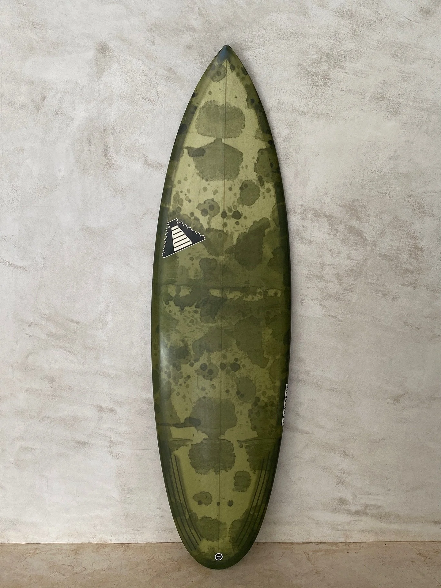 Porque por aqu&iacute; se necesita 4x4
.
.
.
.
.
#surf #surfing #surfer #surfers #surfboard #surfboards #surflife #surfstyle #customsurfboard #surfiseverything #surfporn  #beach #beachlife #customboards #surfmexico #mexico #lifeofadventure #oceanmind