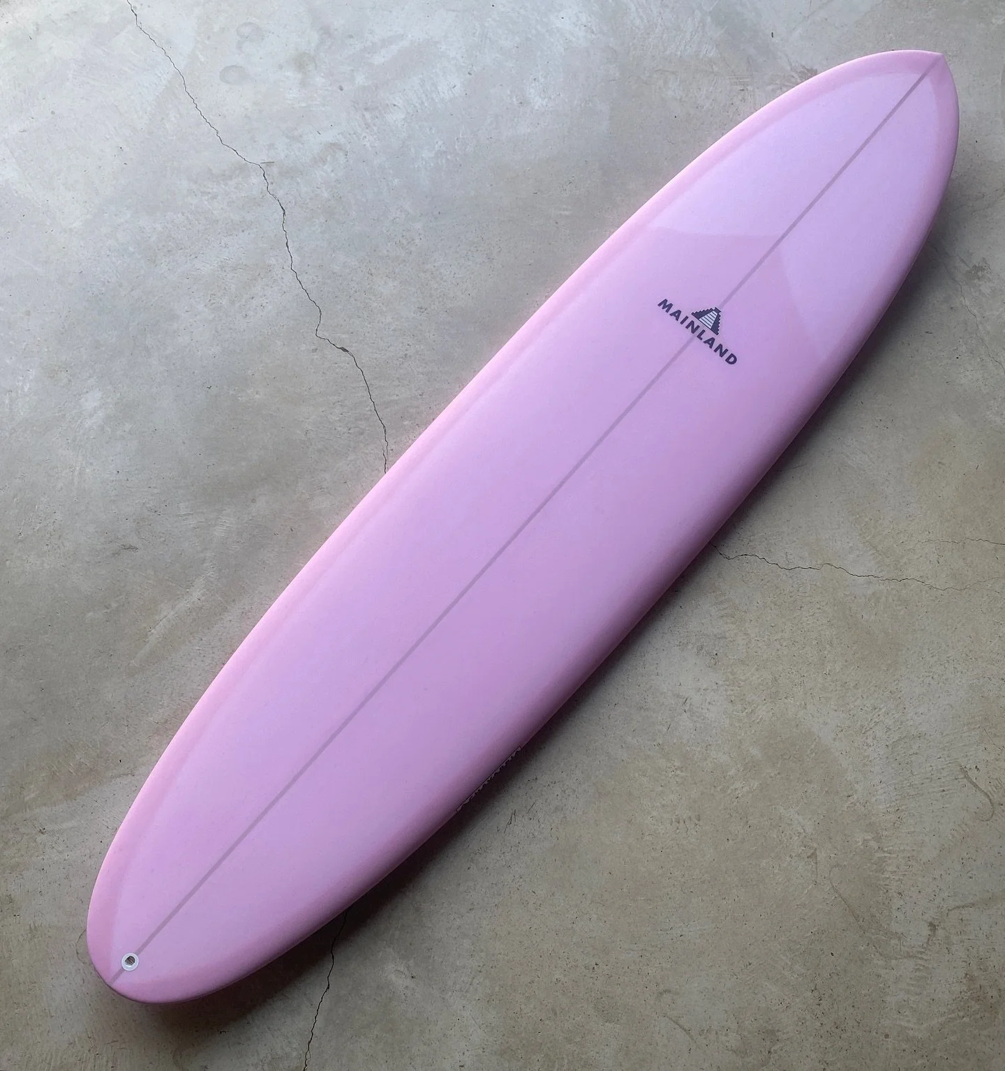 7&rsquo;0 fun shape - f&aacute;cil de remar con buena flotabilidad. No es tan dif&iacute;cil de girar como una tabla larga promedio, lo que te permite navegar f&aacute;cilmente desde la parte superior hasta la parte inferior de la ola.

7&rsquo;0 fun