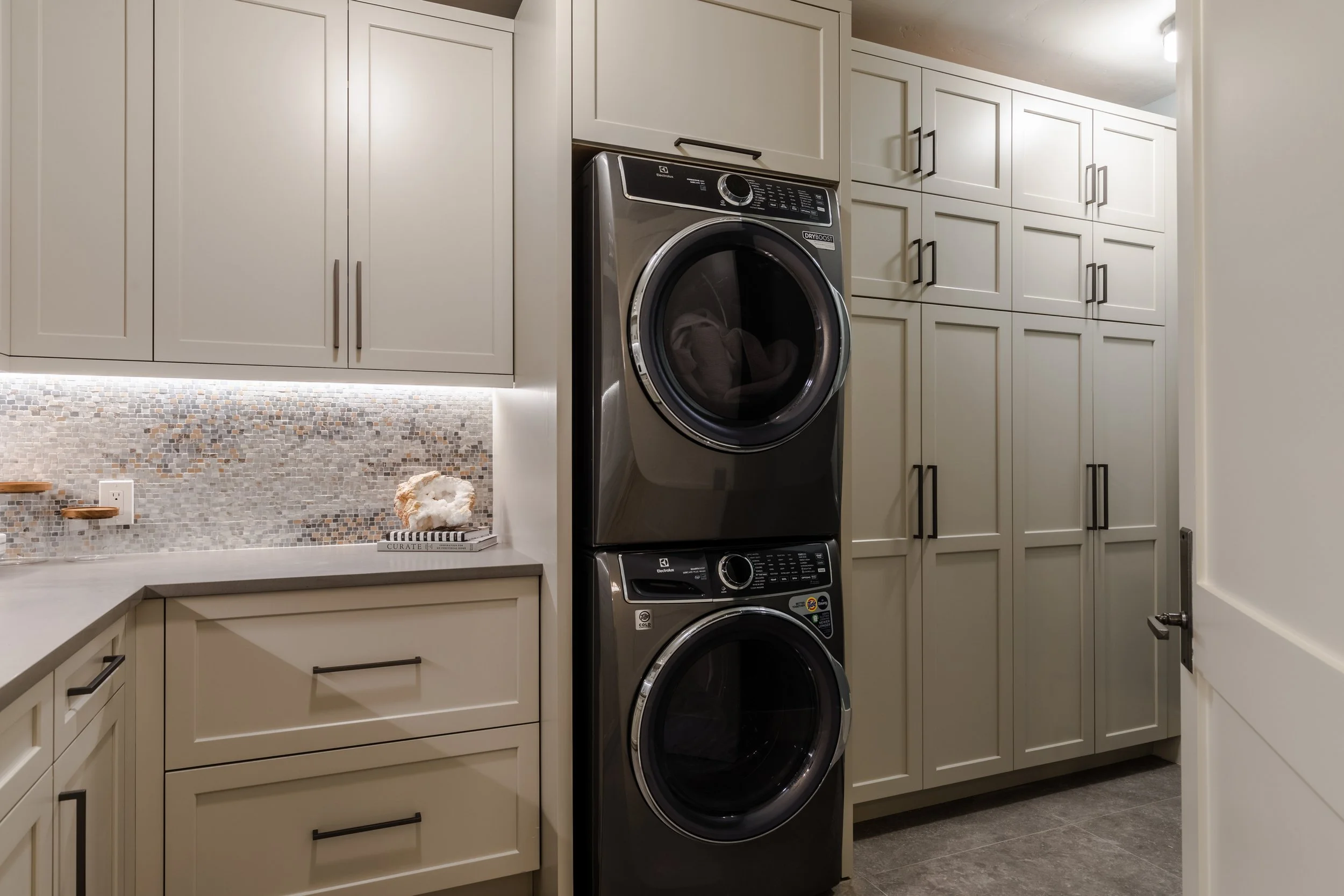 E30A8393-HDR.jpg