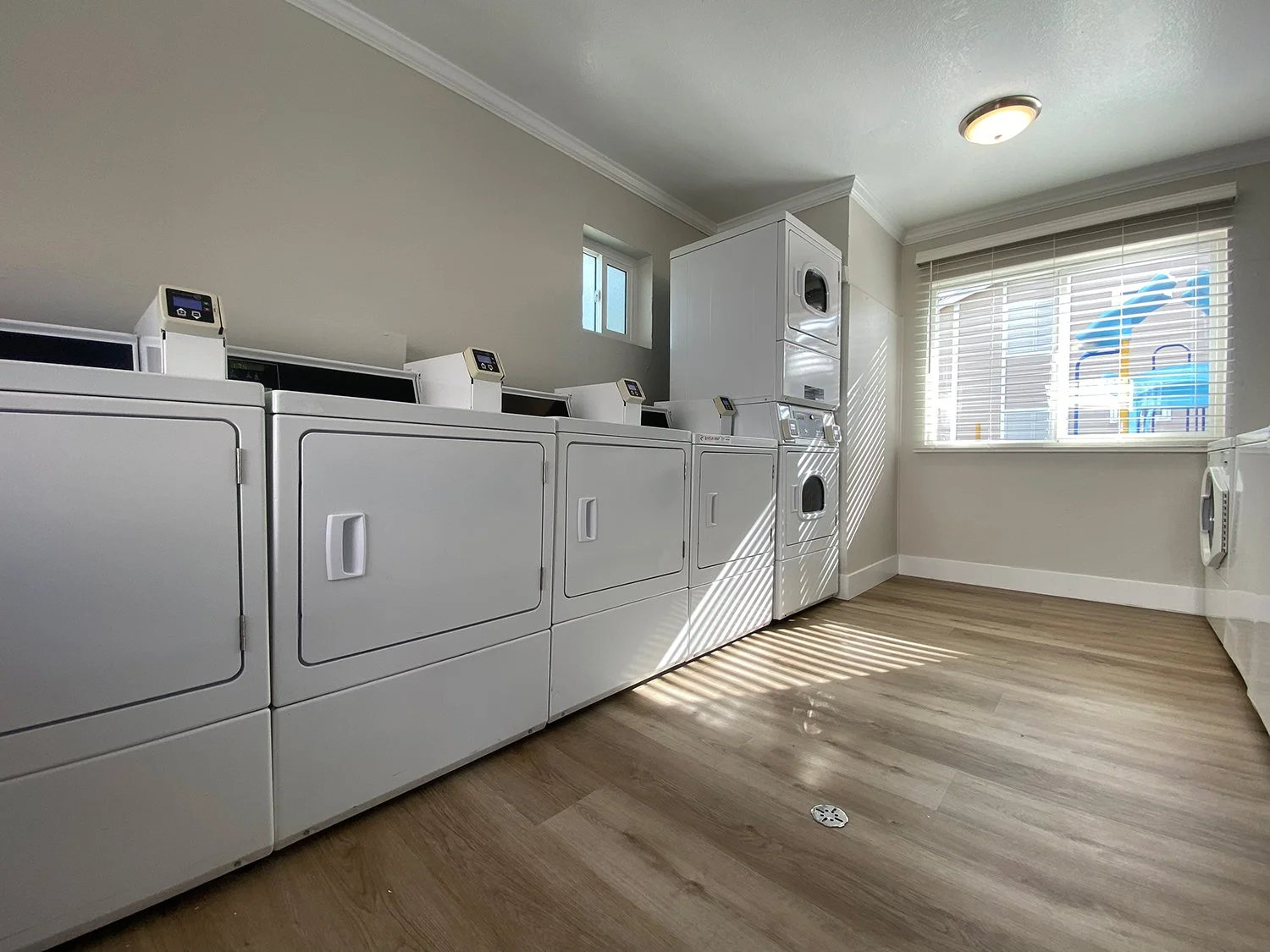 Community Laundry Room at Stonewood