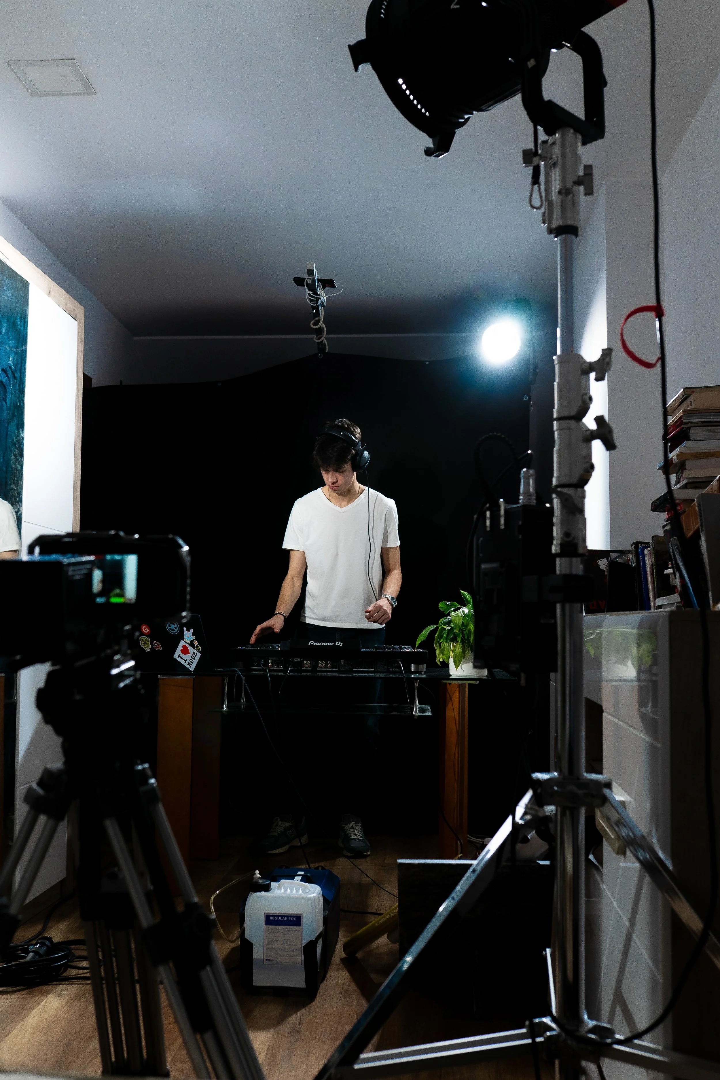 Untitled-18.jpg
