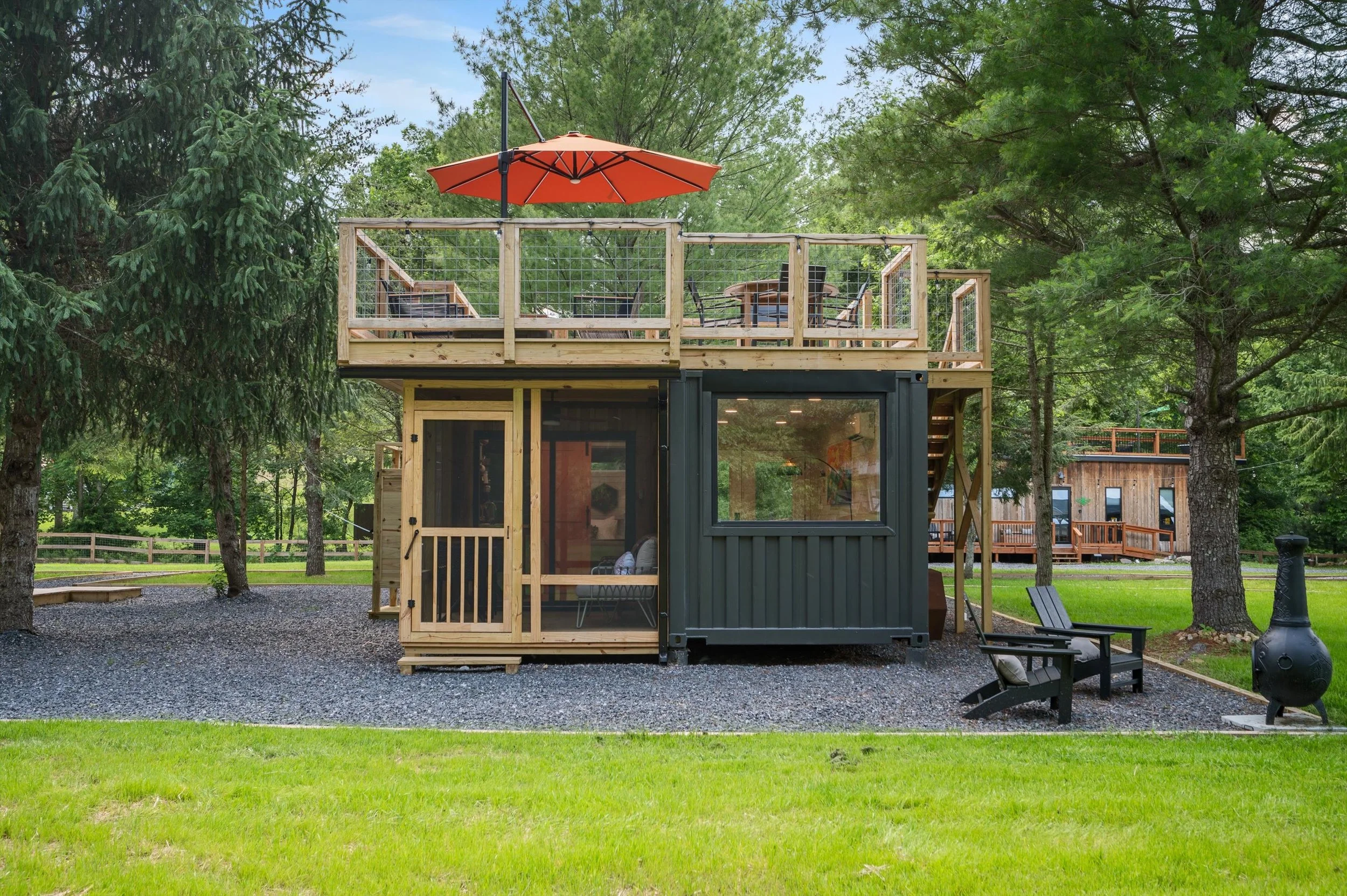 115- dream, exterior POV from back view . web .jpg