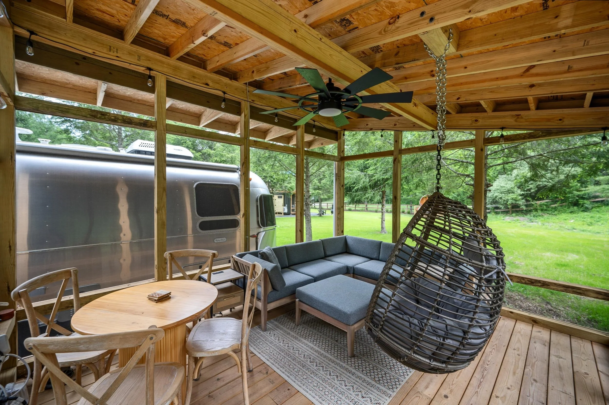 062-Explorer's, exterior, screened in porch . web .jpg